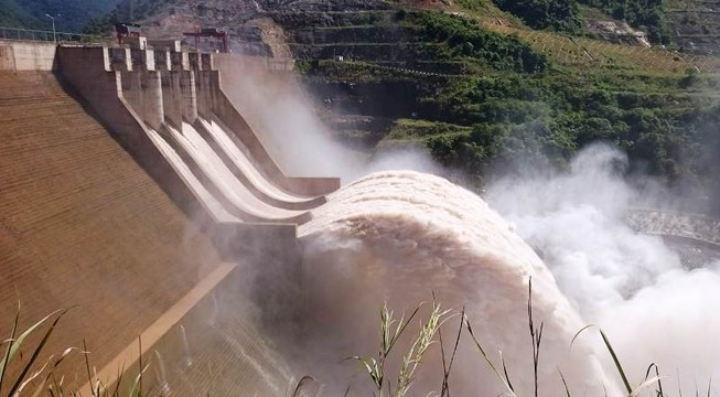 Thủy điện lớn nhất Bắc Trung bộ báo cáo việc xả lũ 'khủng'