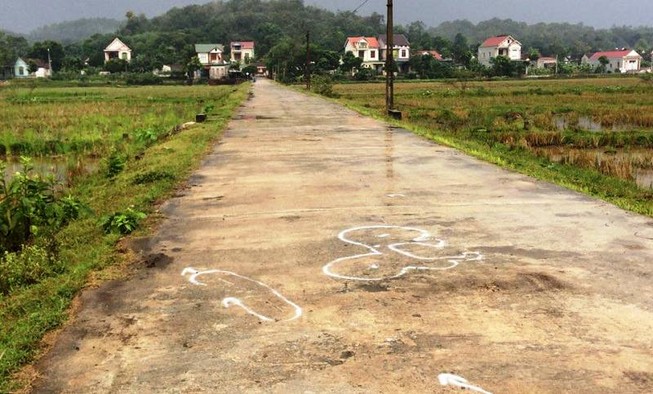 Tông chết 1 phụ nữ rồi bỏ trốn