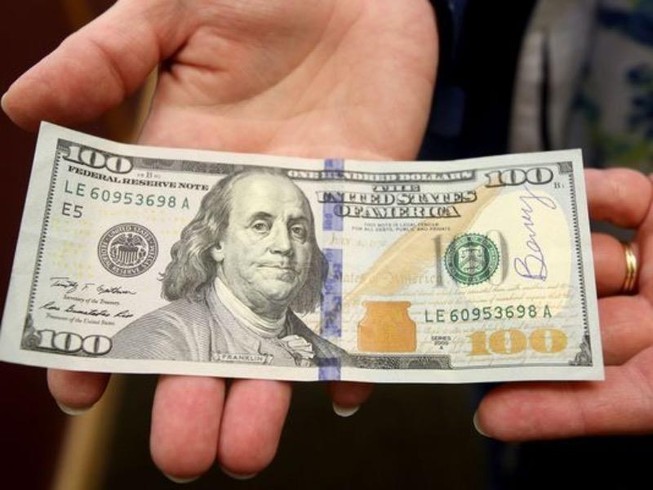 Người bán 100 USD và vàng miếng bị phạt 100 triệu nói gì?