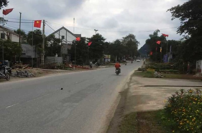 Đi ăn tất niên, 2 cụ bà bị xe hơi tông thương vong