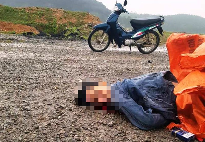 Người đàn ông tử vong bất thường trên đường