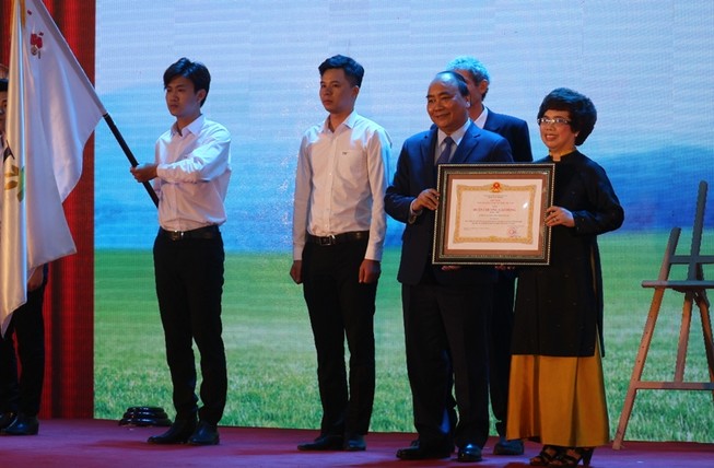 Thủ tướng trao Huân chương Lao động cho Công ty sữa TH