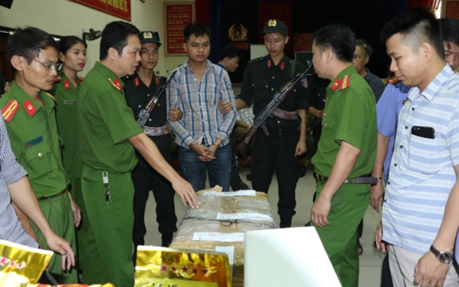 Thưởng nóng vụ bắt ma túy cực lớn