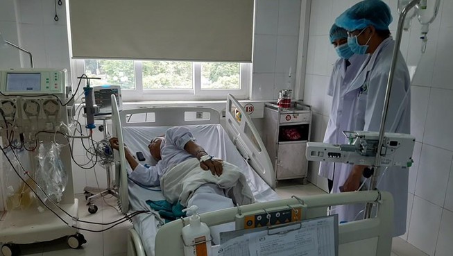 132 bệnh nhân chuyển viện khẩn, nghi máy chạy thận hỏng