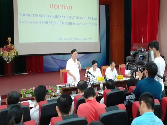 'Chưa kịp thay ống dẫn nước RO chạy thận thì gặp sự cố'