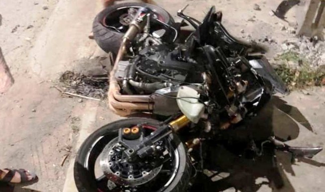 Xe Yamaha R6 đâm vào cột viễn thông, nam thanh niên tử vong
