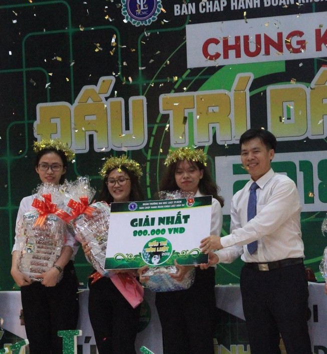 Một người được quyền mang thai hộ tối đa bao nhiêu lần?