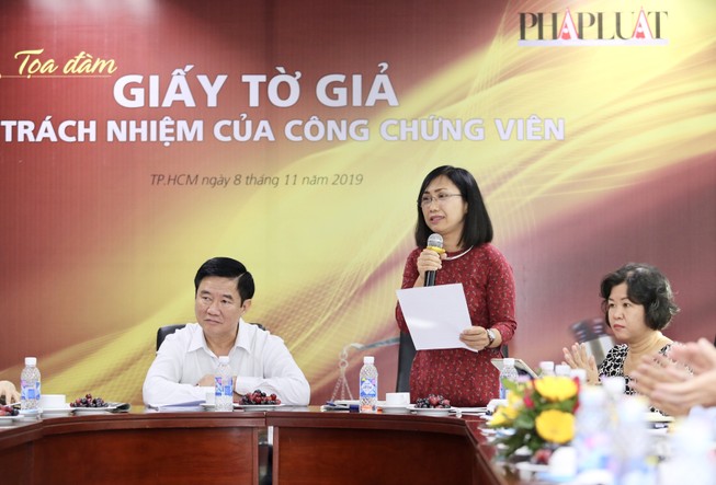 Công chứng viên phải tự tìm cách thoát 'bẫy' giấy tờ giả