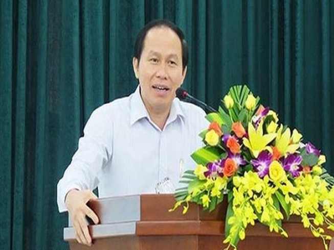 Thứ trưởng Lê Tiến Châu làm phó bí thư tỉnh Hậu Giang