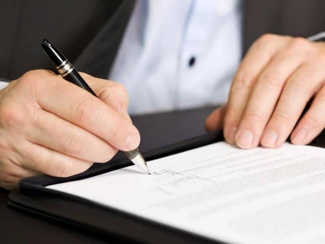 Dừng kí hợp đồng lao động chuyên môn cấp xã ở Đồng Tháp
