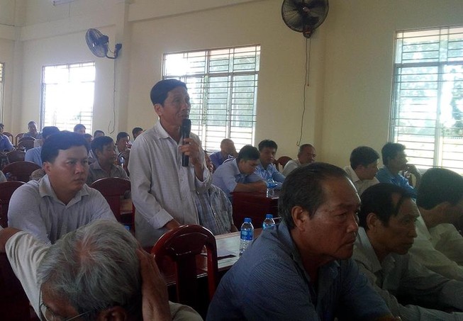 Đa số cử tri xã Thới Tân, huyện Thới Lai bức xúc những vấn đề đang nóng trong xã hội hiện nay như nông nghiệp, giao thông, tệ nạn xã hội, ma túy - ảnh CẨM GIANG