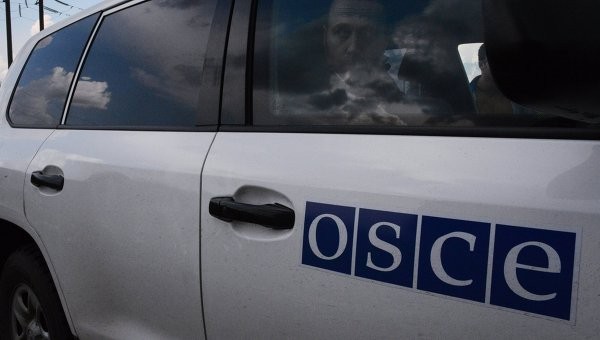 Các quan sát viên OSCE bị tấn công tại Donetsk