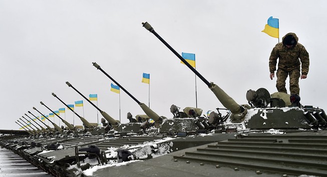 Canada đưa 200 cố vấn huấn luyện quân sự tới Ukraine
