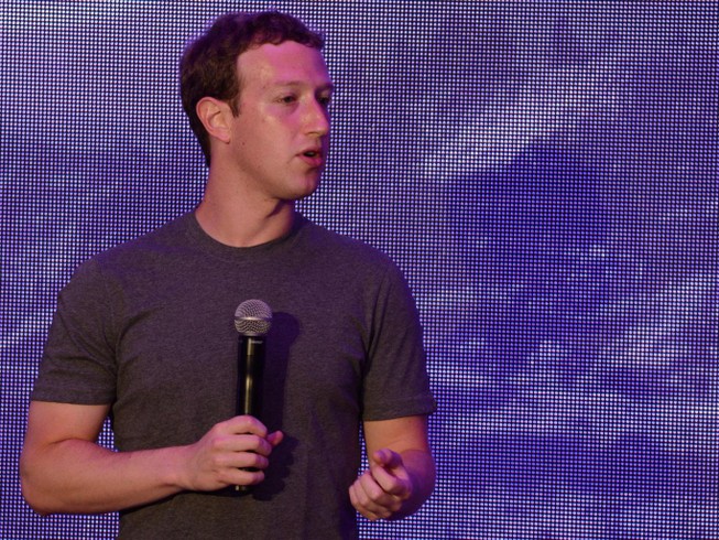Facebook, Google và Amazon phải công khai thuế tại EU