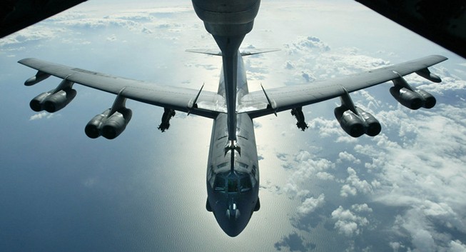Mỹ tiếp tục đưa 'pháo đài bay' B-52 đến Biển Đông