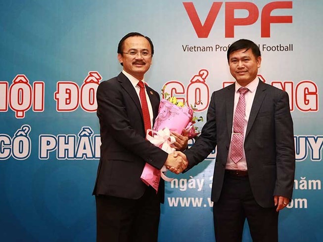 Không lôi nhau ra tòa, VPF lại bắt tay với Next Media