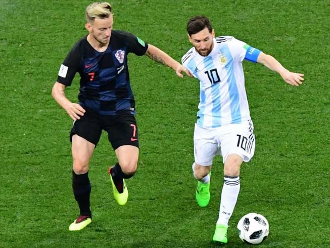 Messi và Argentina đá dưới “giá treo cổ”