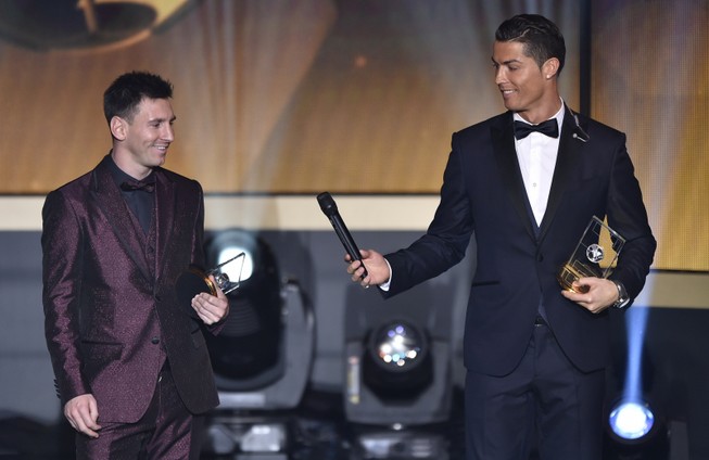 Messi và Ronaldo không đến dự lễ tôn vinh Modric