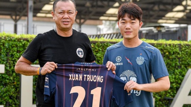 Xuân Trường và Văn Lâm gây sốt ở Thai-League