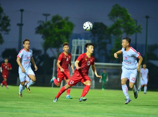 Học trò thắng 2-0, thầy Park vẫn chưa an lòng