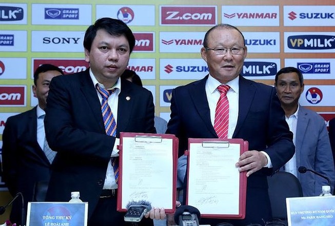 VFF sửa sai việc giao chỉ tiêu vô lý cho HLV Park Hang-seo