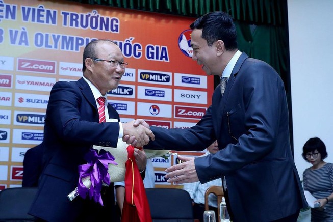 Vì sao VFF không dám ‘bỏ’ ông Park Hang-seo?