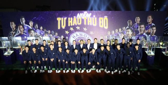 Vinh danh thầy trò Chu Đình Nghiêm!