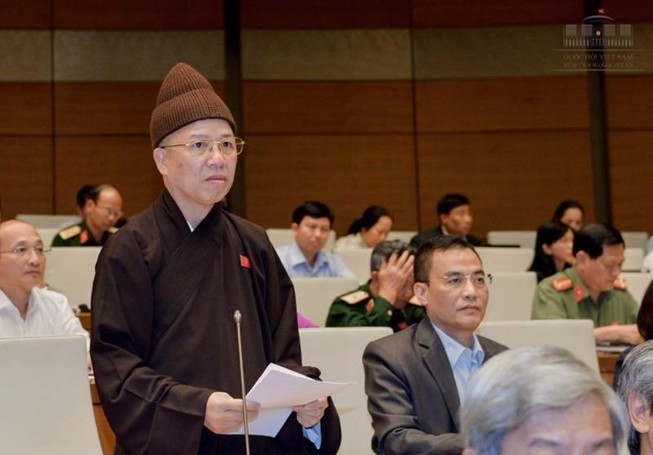 ĐBQH Thích Thanh Quyết: Trẻ em hỏng là do người lớn hư