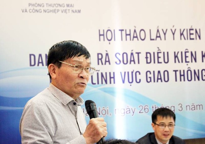 Bỏ ra 130 tỉ đồng mua ô tô nhưng... đắp chiếu
