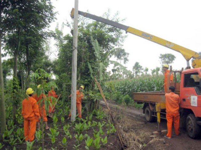 Bộ Tài chính đề xuất bỏ hỗ trợ tiền điện hộ nghèo