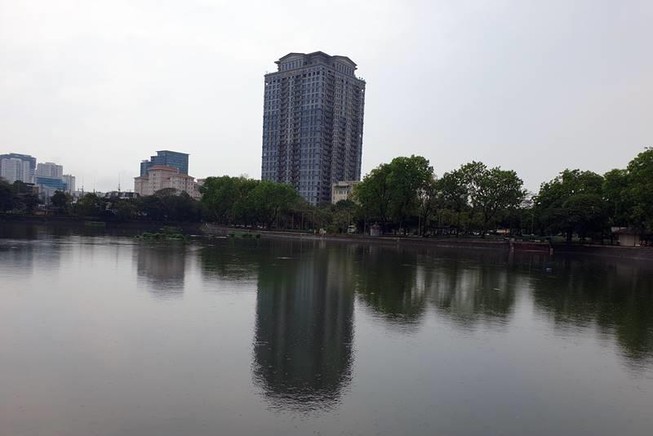 Hà Nội... chợt như mùa đông!