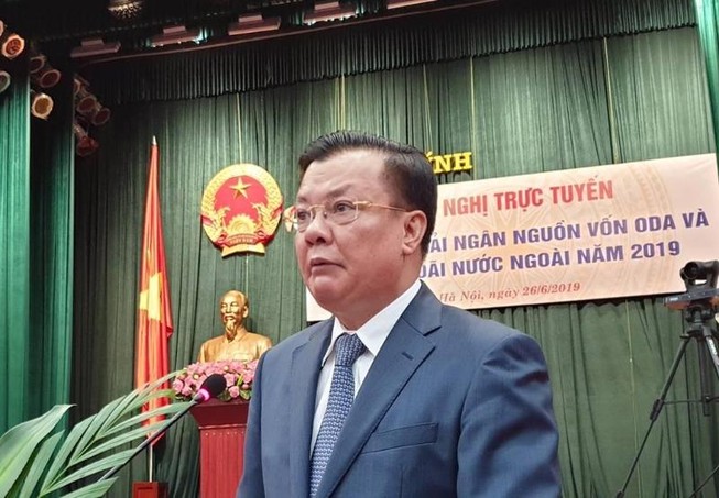 Bộ trưởng Đinh Tiến Dũng lo vì cả ngàn tỉ đồng không tiêu được