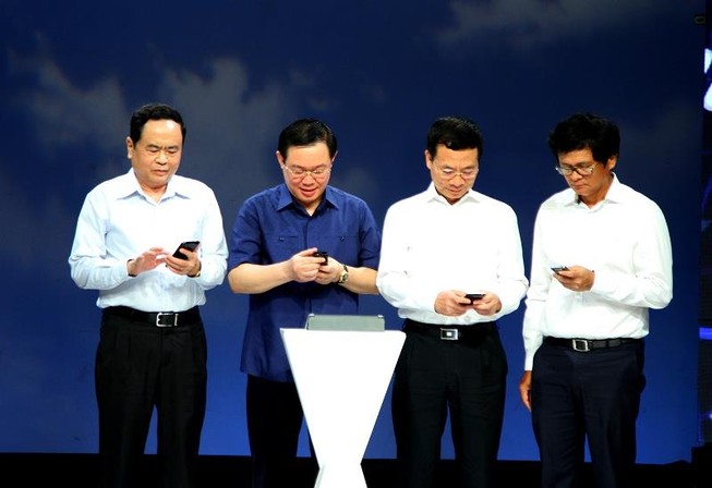 Cổng 1400: 1 phút có 70 triệu đồng vì người nghèo