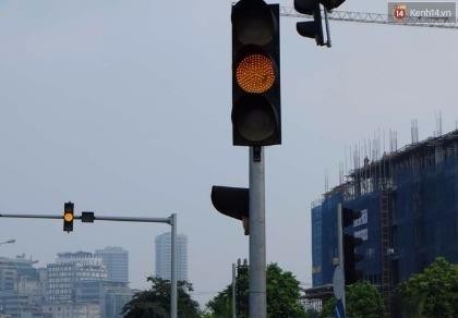 Xử phạt vi phạm giao thông về đèn vàng không phải quy định mới