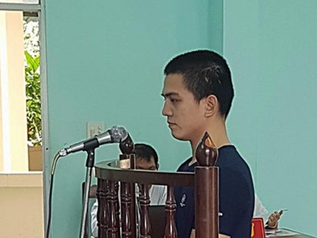 Thanh niên xâm hại cả hai chị em ruột hầu tòa