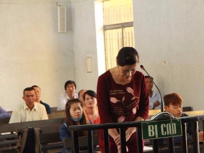 Đưa phó chánh án nhận hối lộ vào trại giam để xử