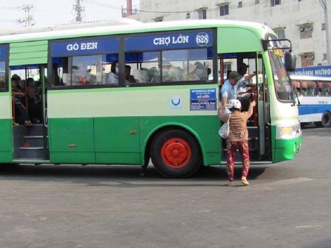 Tăng vé xe buýt Tân An-Chợ Lớn lên 20.000 đồng/lượt