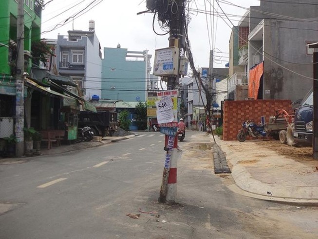 Điện lực phản hồi về 'cạm bẫy giữa đường'