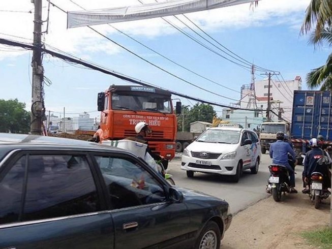 Lãnh đạo TP.HCM yêu cầu mở rộng đường Nguyễn Duy Trinh