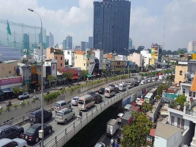 TP.HCM yêu cầu đảm bảo an toàn giao thông trước các trường học