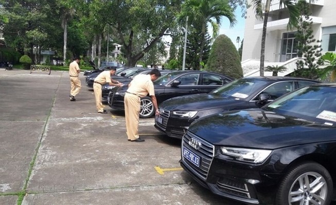 sỹ quan có cấp bậc quân hàm cao nhất là Đại tướng được sử dụng thường xuyên 1 xe ô tô trong thời gian công tác (Hình minh họa: Internet)