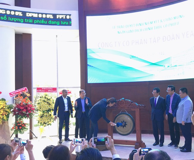 Vinamilk, Sabeco cũng 'bái phục' tân binh Yeah 1