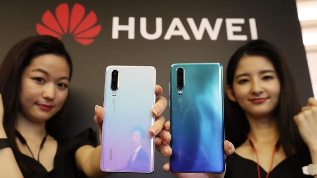 ‘Ông lớn’ nào tại VN hưởng lợi từ biến cố của Huawei?