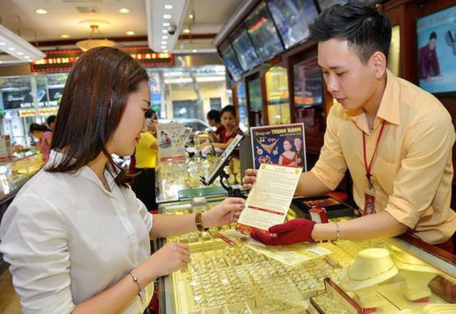 Mỗi lượng vàng SJC trong nước phiên mở cửa sáng nay (20-6) tăng từ 600.000-900.000 đồng mỗi lượng.