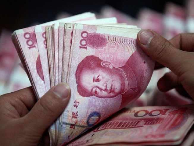 Tiền Trung Quốc mất giá, tiền Việt Nam vẫn tăng