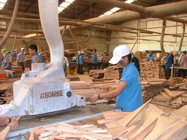 ‘Stop’ nhập gỗ dán vào Việt Nam để tránh bị Mỹ trừng phạt