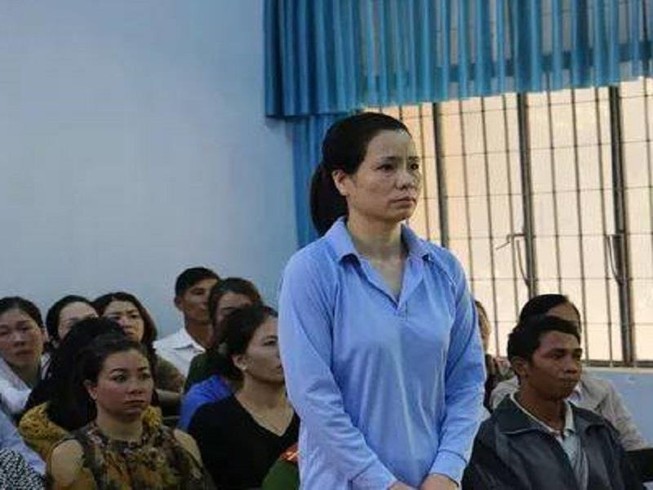 Nữ tiếp thị bia sát hại người tình kém tuổi tại chung cư