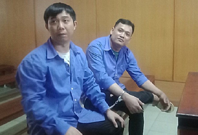 Thấy ô tô chưa rút chìa khóa, nổ máy lái đi luôn