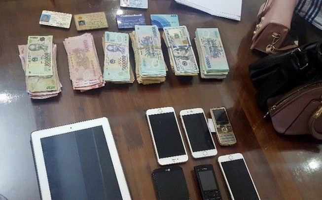 Phá đường dây cá độ bóng đá quy mô gần 60 tỉ đồng