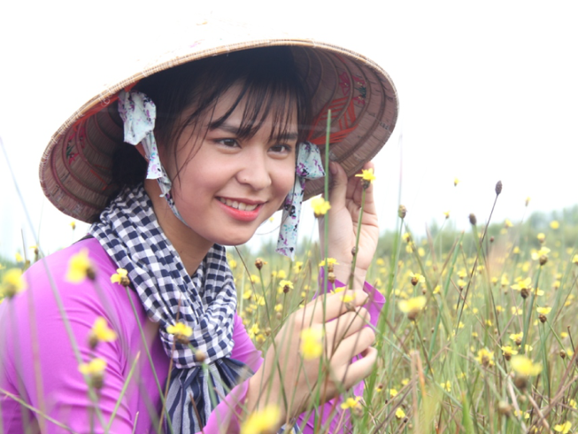 Tháng 5, đến Tràm Chim ngắm hoa lạ